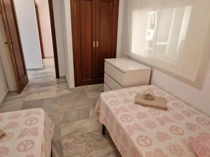 Winahost Apartment In 丰希罗拉